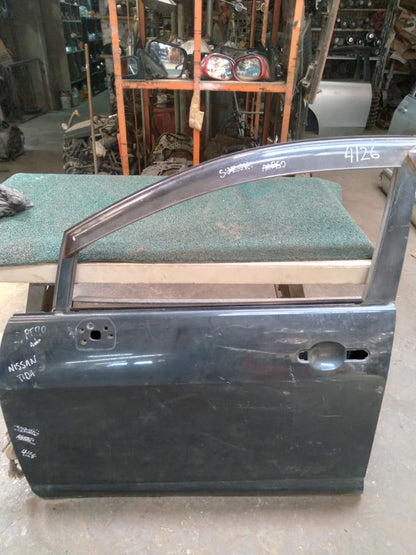 Puerta Delantero Tiida RH