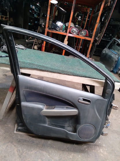 Puerta Delantera Demio 2002 LH