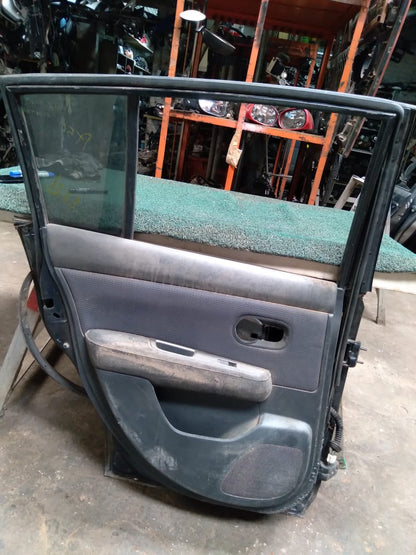 Puerta Trasera Tida 2006 LH