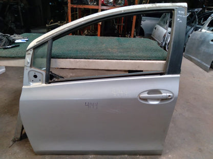 Puerta Delantera Vitz LH