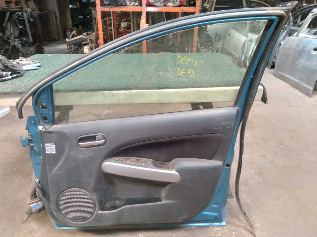Puerta Delantera Demio 2008 RH