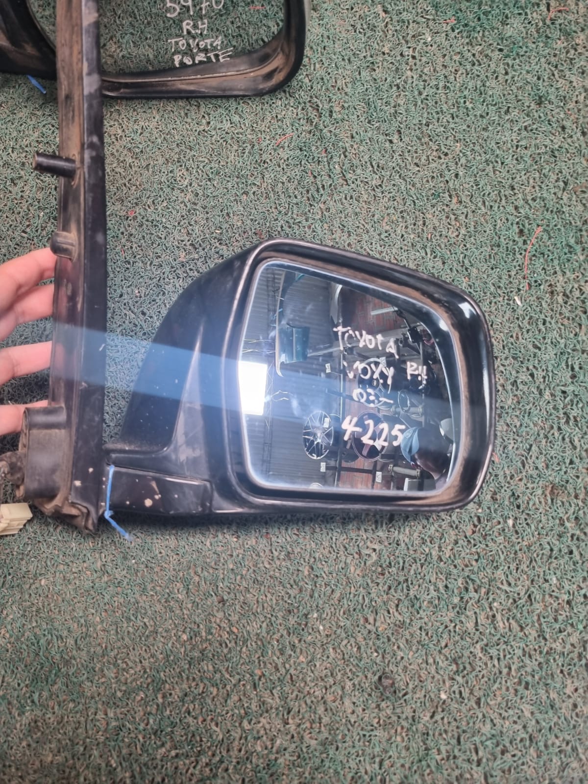 Retrovisor Voxy-Noah 2004 RH