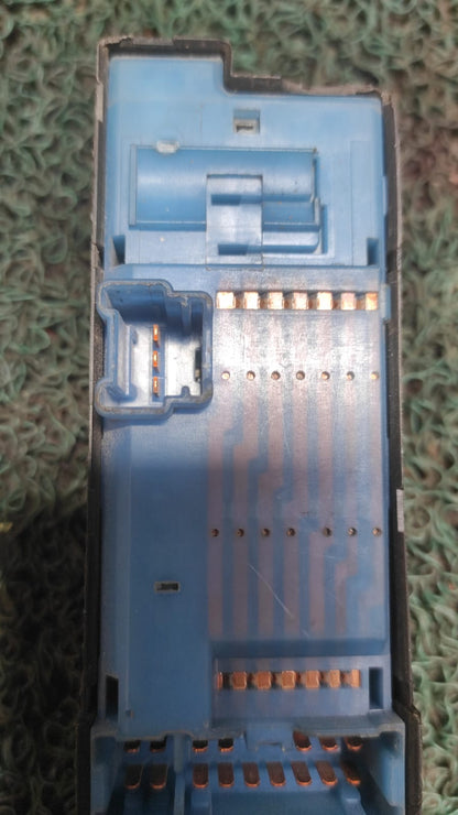 Mando levanta vidrios Nissan sunny-Sentra -Subaru impreza