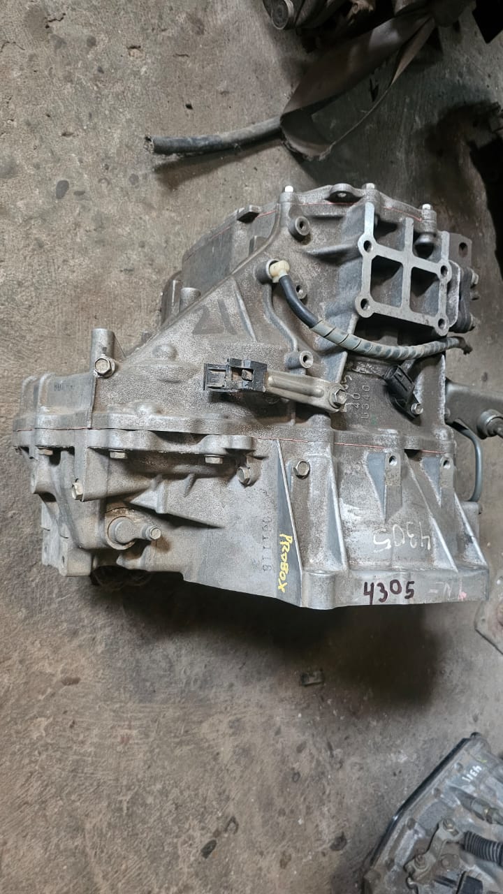 Caja PROBOX motor 1NZ normal