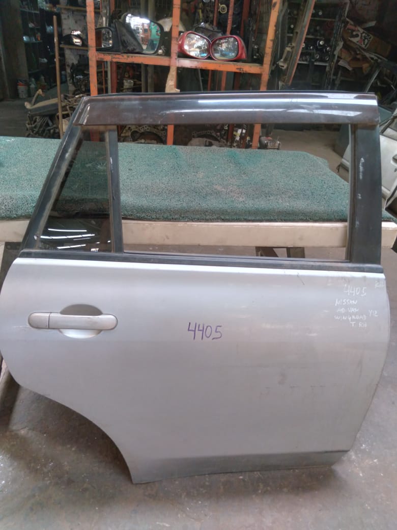 Puerta Trasera Wingroad 2010 RH