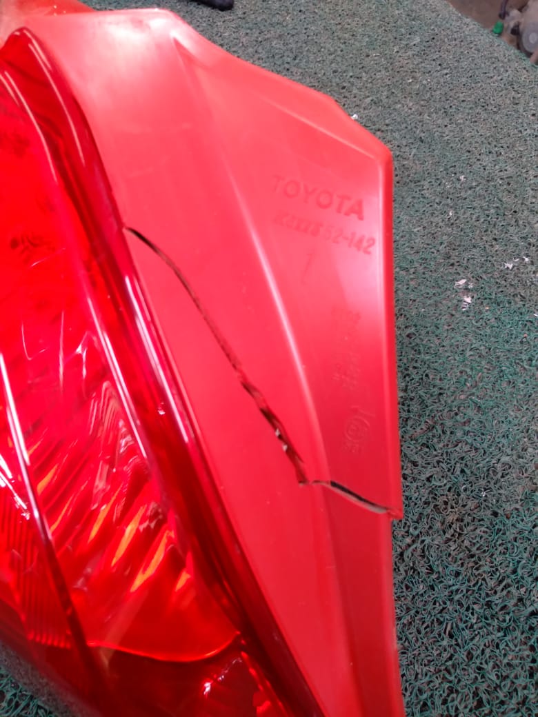 Stop Vitz 2006 LH