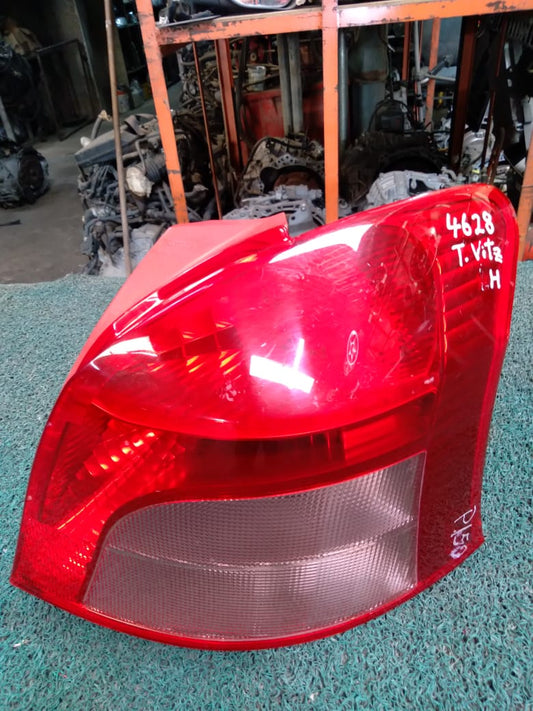 Stop Vitz 2006 RH