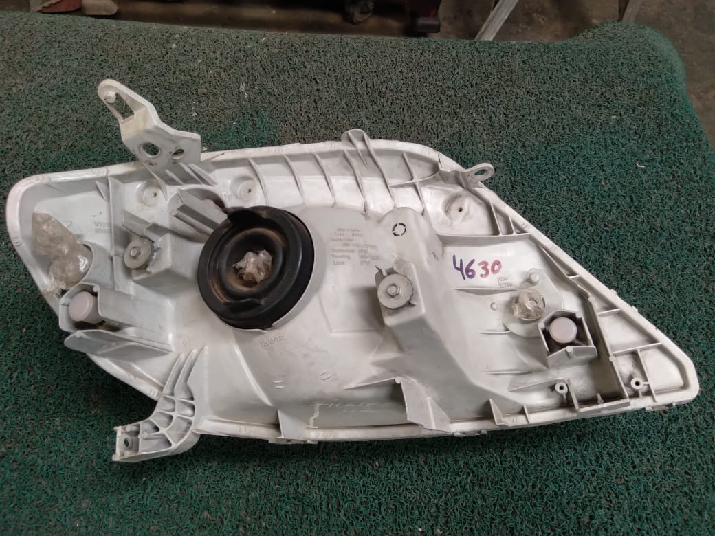Farol Corolla fielder 2002 LH