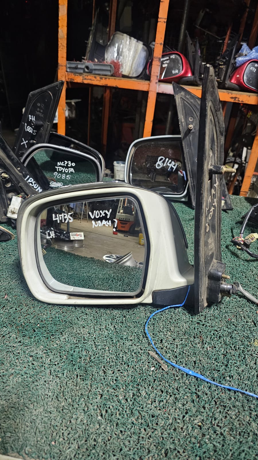 Retrovisor NOAH-VOXY 2004 LH