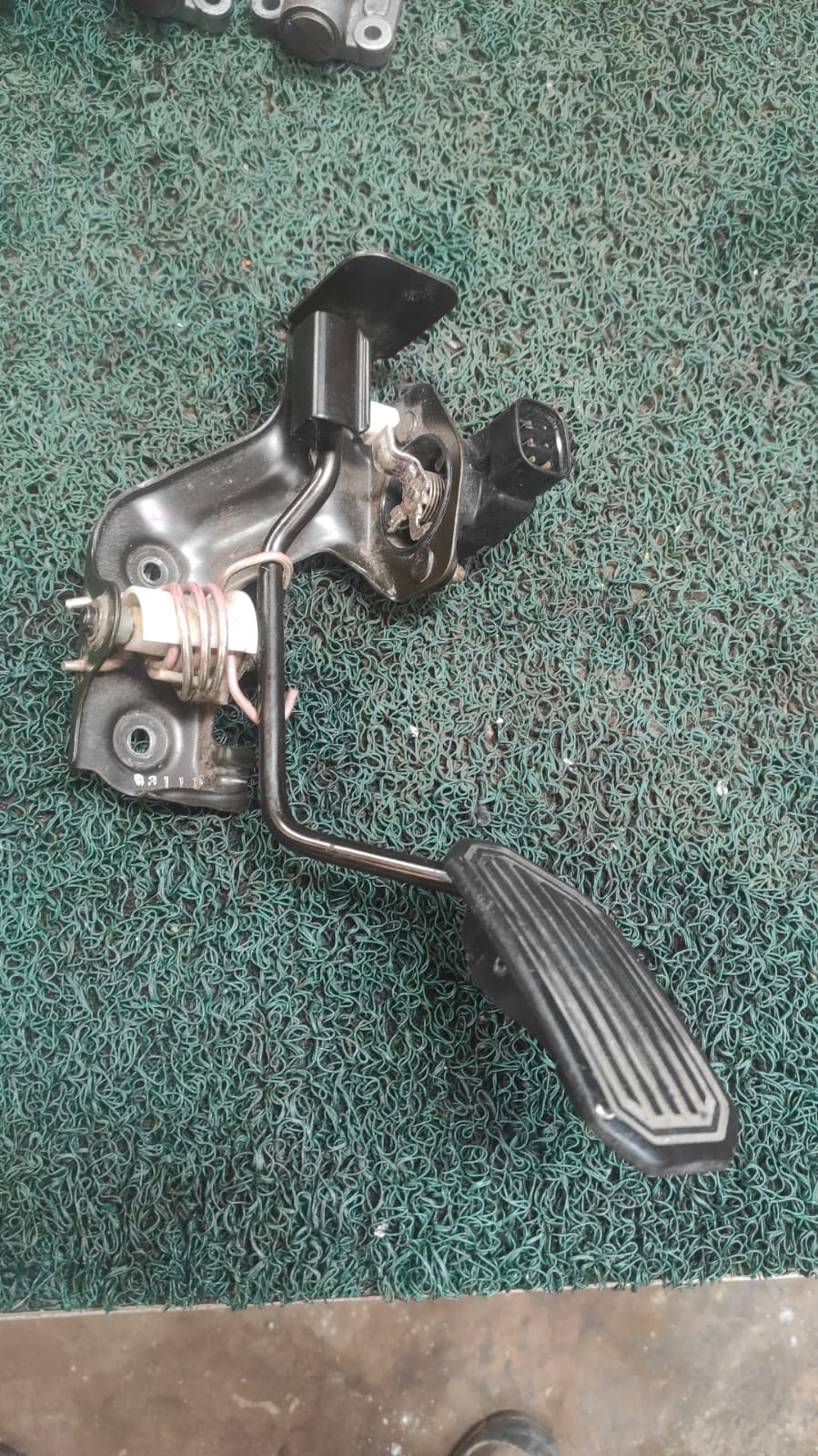 Pedal de aceleración Toyota Avensis