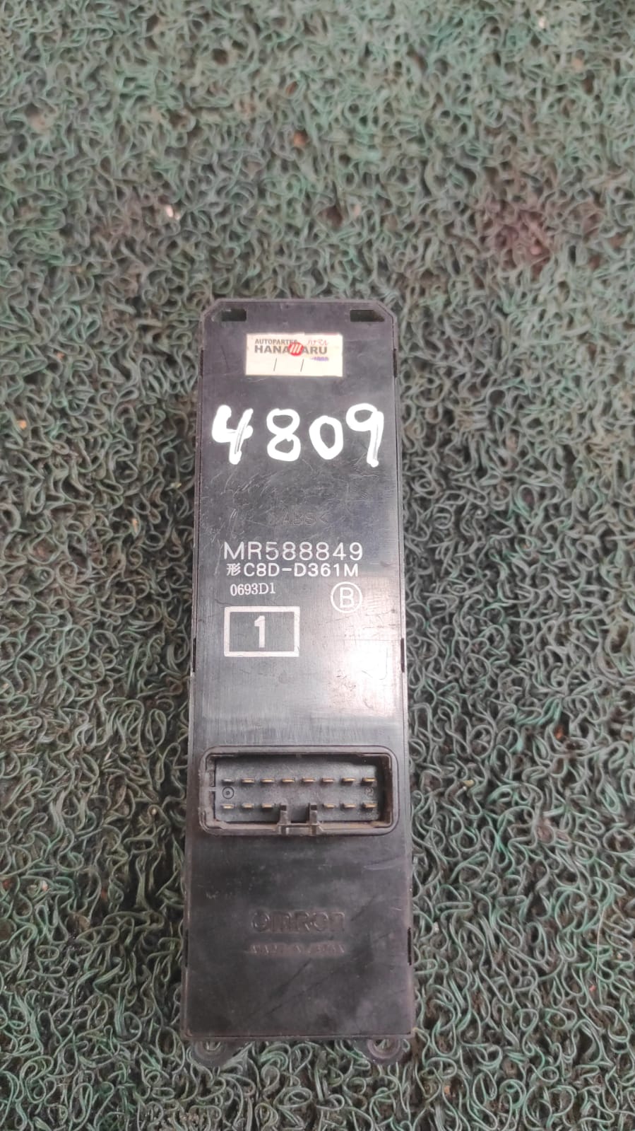 Mando levanta vidrios Mitsubishi EK Wagon