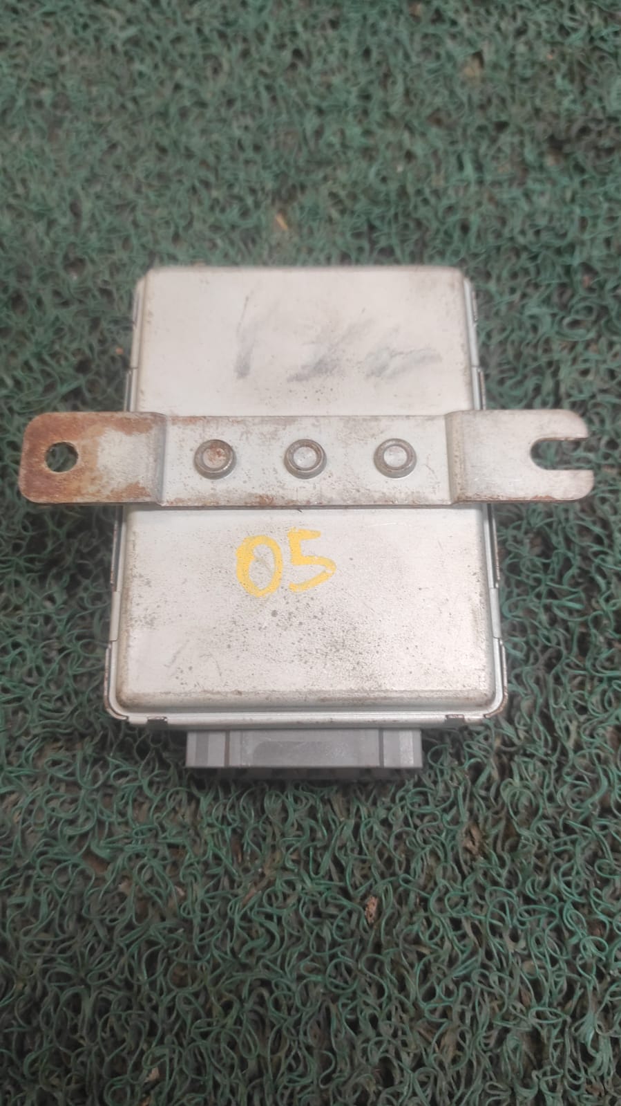 Cerebro controlador de aceleración Mitsubishi chariot grandis - Rvr 1996