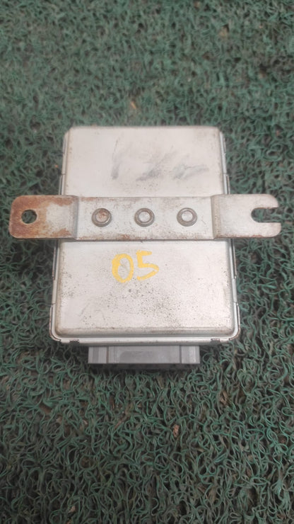 Cerebro controlador de aceleración Mitsubishi chariot grandis - Rvr 1996