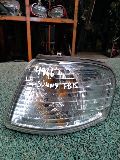 Guiñador Nissan Sunny 2004 LH