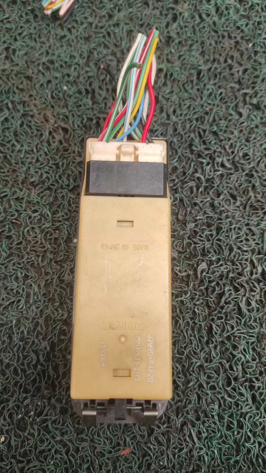 Mando levanta vidrios Suzuki wagon R...cod 5068