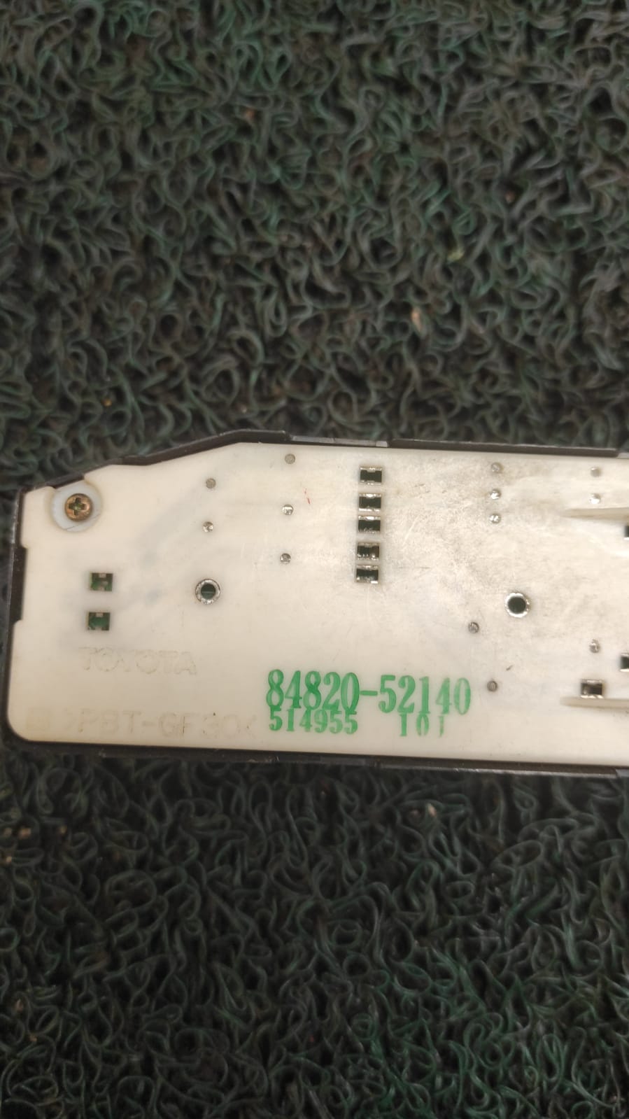 Mando levanta vidrios y bloqueo de puertas Toyota BB - Funcargo