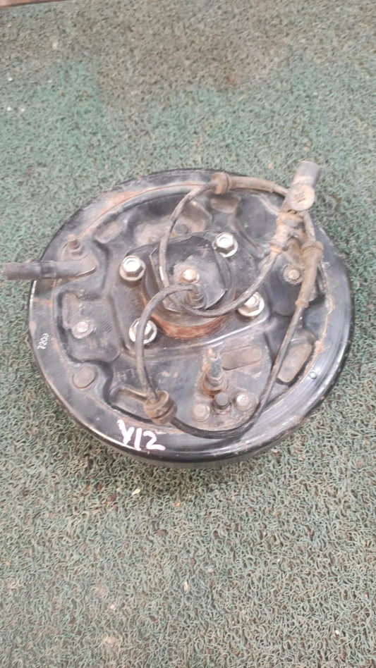 Macero Trasero LH Nissan Wingroad Y12