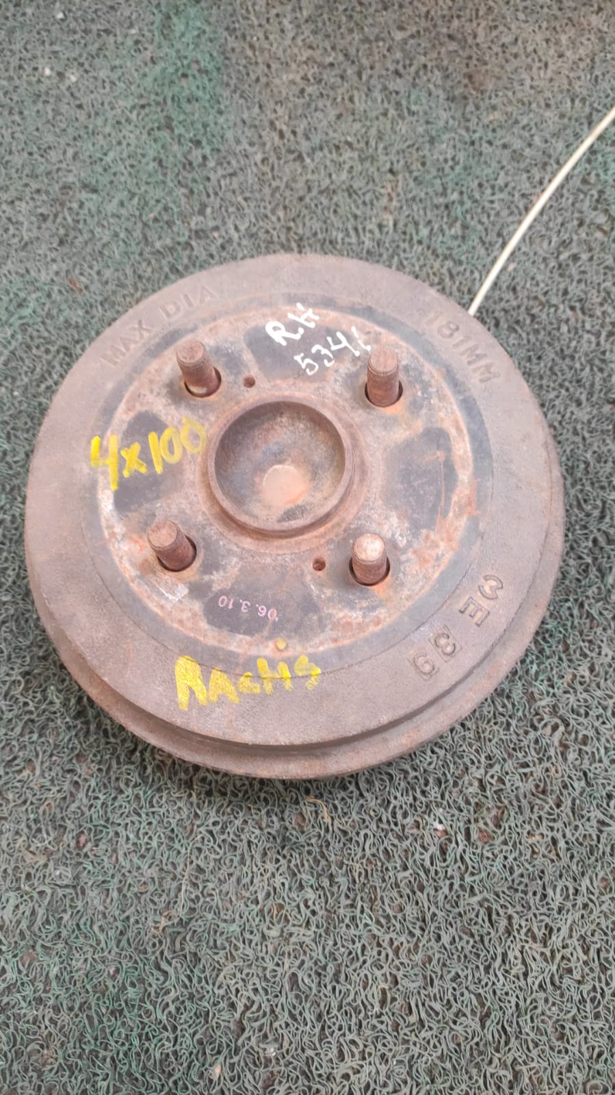 Par Macero Trasero Toyota Ractis