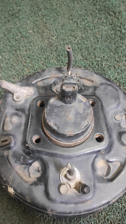 Macero Trasero LH Toyota Vitz 2002