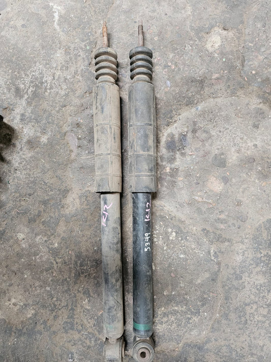 Suspension Trasera Nissan March K12