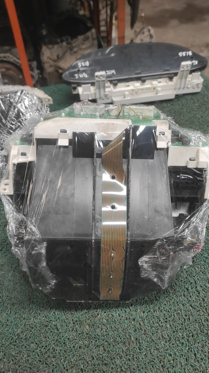 Velocímetro Toyota vitz 1999