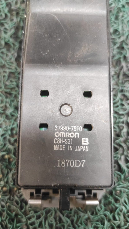 Mando levanta vidrios Suzuki wagon R - Solio