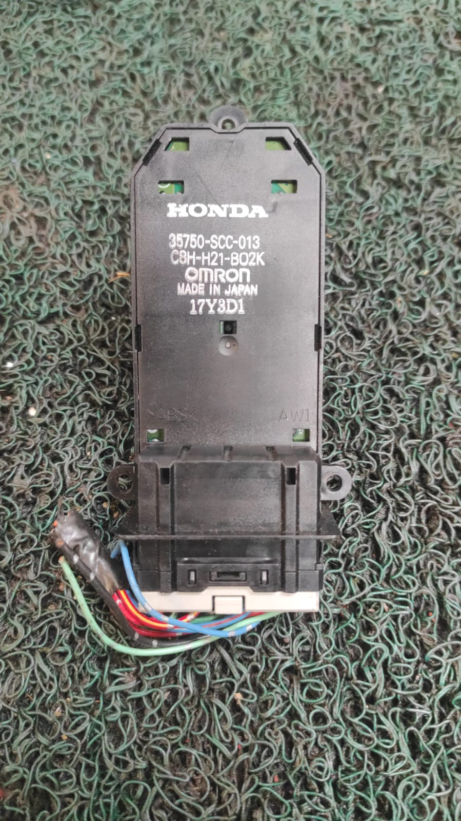 Mando levanta vidrios honda Spike