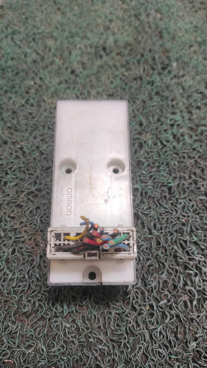 Mando levanta vidrios honda Hr-v