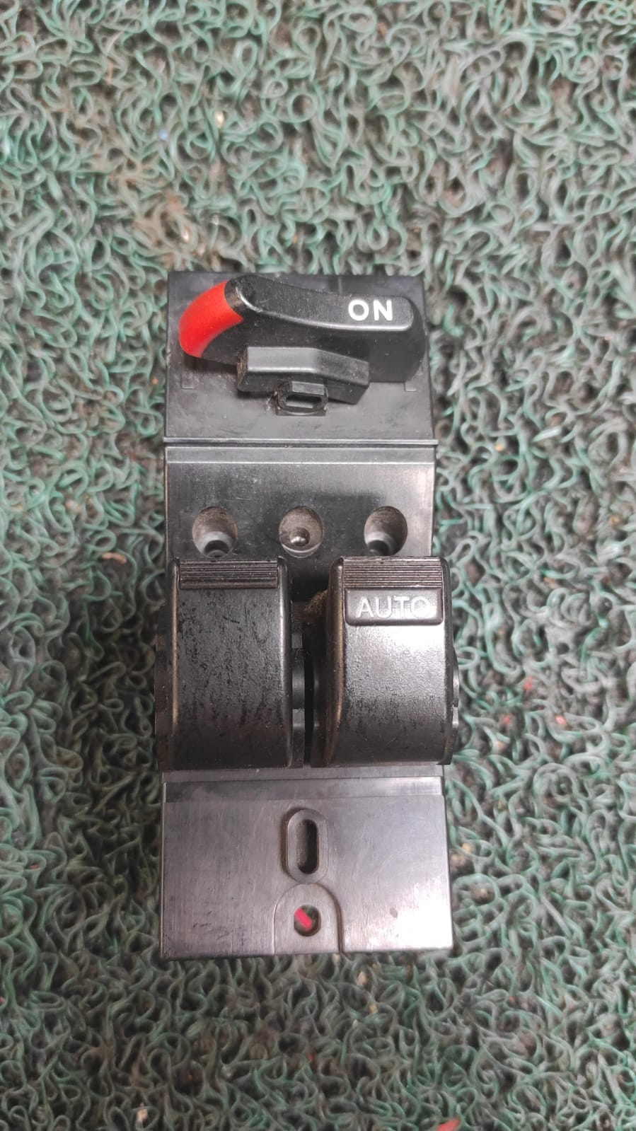 Mando levanta vidrios honda Hr-v