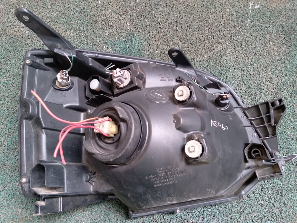 Farol Voxy 2004 LH