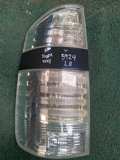 Stop Voxy 2004 LH