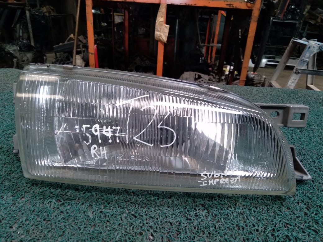 Farol Impreza 1998 RH