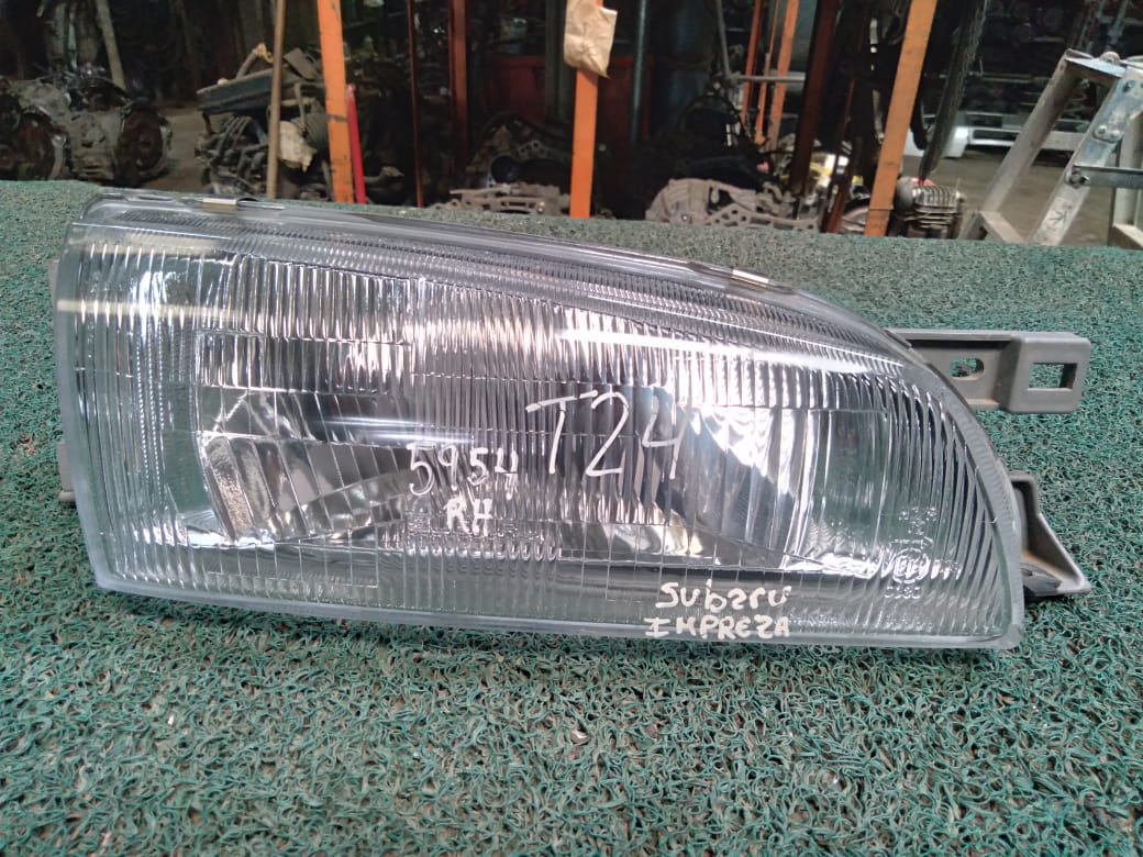 Farol Impreza 1998 RH