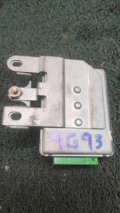 Cerebro controlador de aceleración Mitsubishi Pajero Io - Galant 1996 4g93