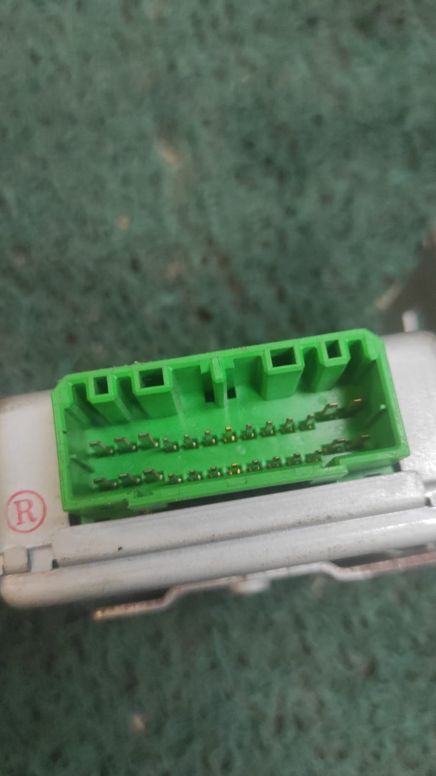 Cerebro controlador de aceleración Mitsubishi Pajero Io - Galant 1996 4g93