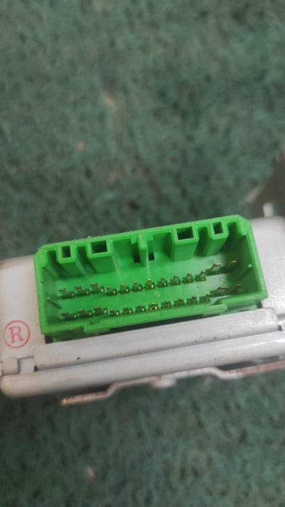 Cerebro controlador de aceleración Mitsubishi Pajero Io - Galant 1996 4g93