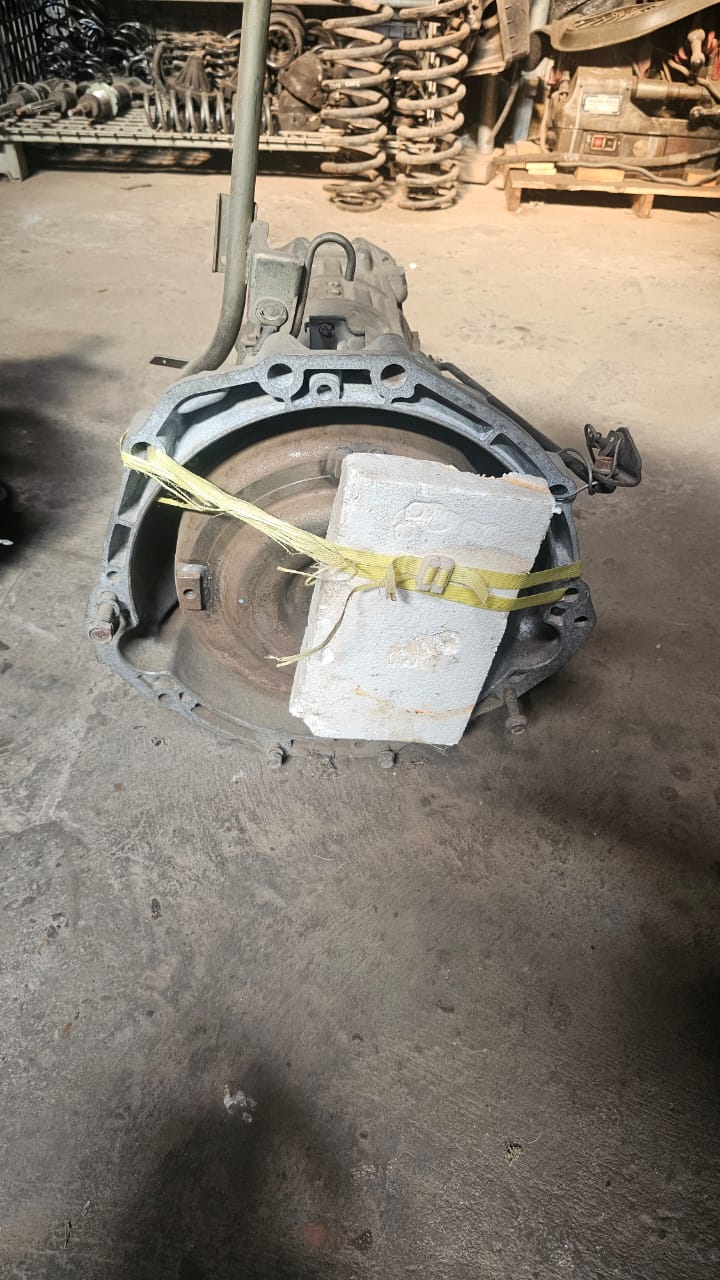 Caja motor VQ35 350z