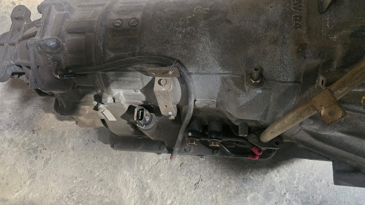 Caja motor VQ35 350z