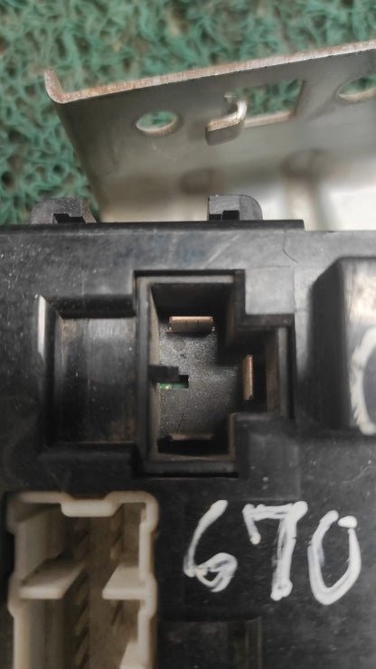 Modulo BCM Nissan serena MR20