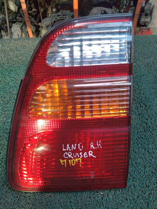Stop/Embellecedor Land Cruiser 1998 RH