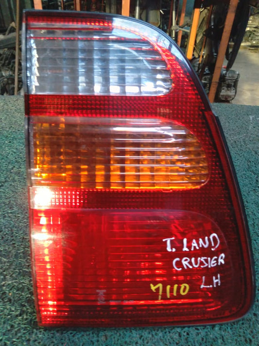 Stop/Embellecedor Land Cruiser 1998 LH
