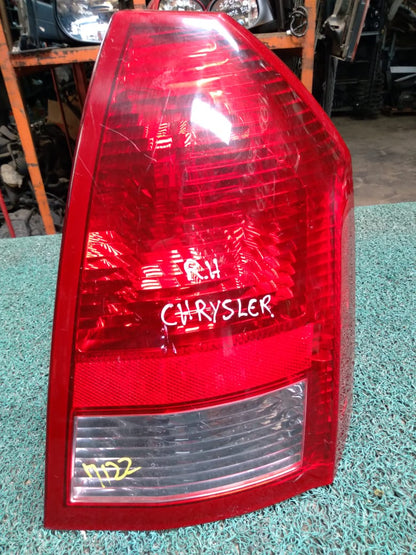 Stop Crysler 300 RH