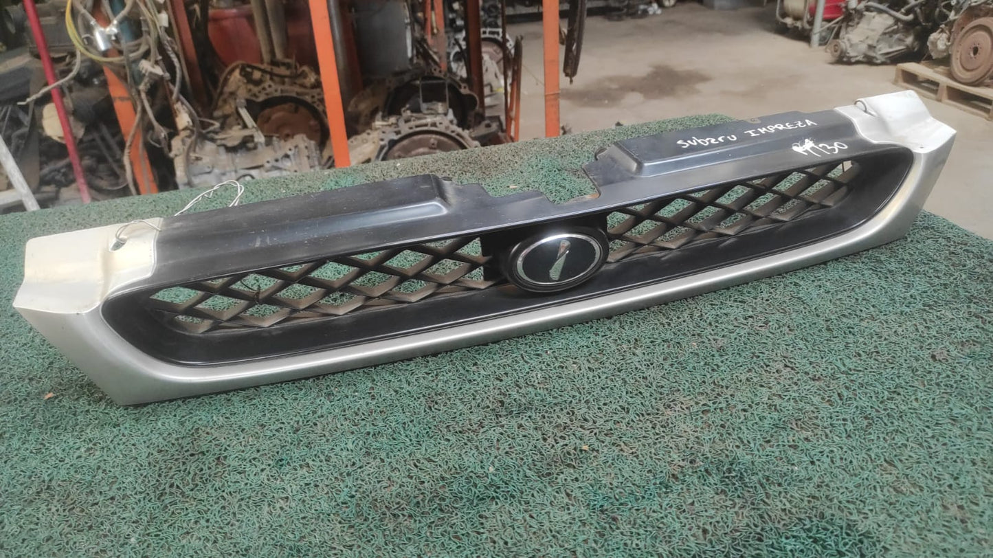 Máscara delantera Subaru impreza