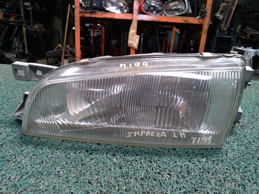 Farol Impreza 1998 LH