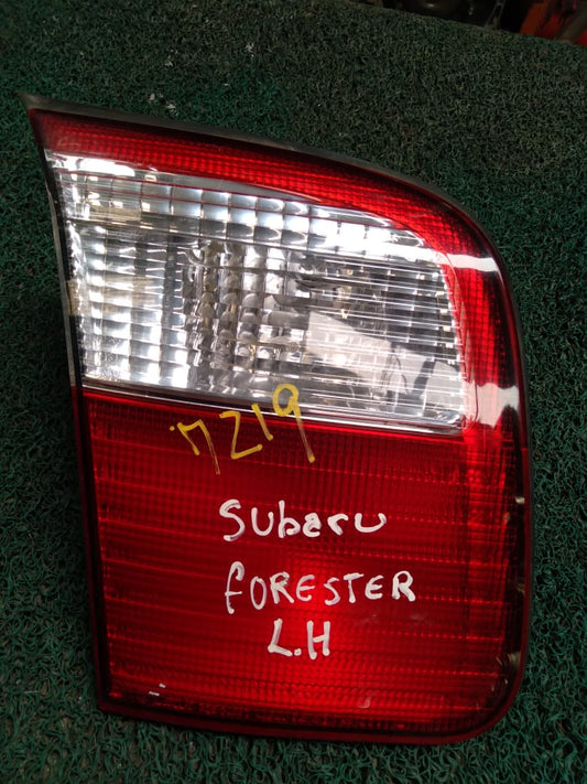 Stop embellecedor Forester 2000 LH
