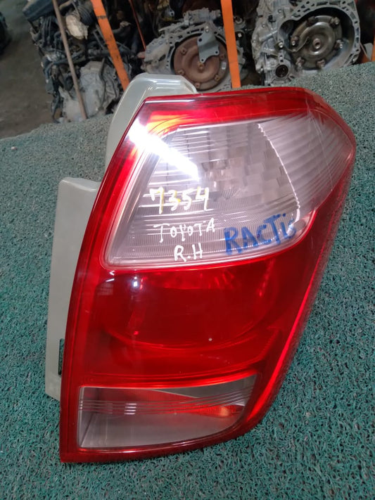 Stop Ractis 2005 RH