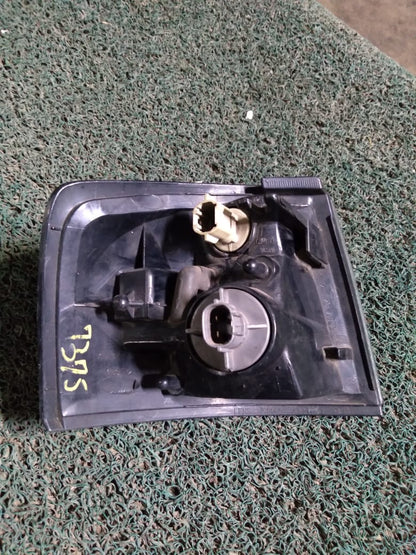 Guiñador Mazda Demio 1996 LH