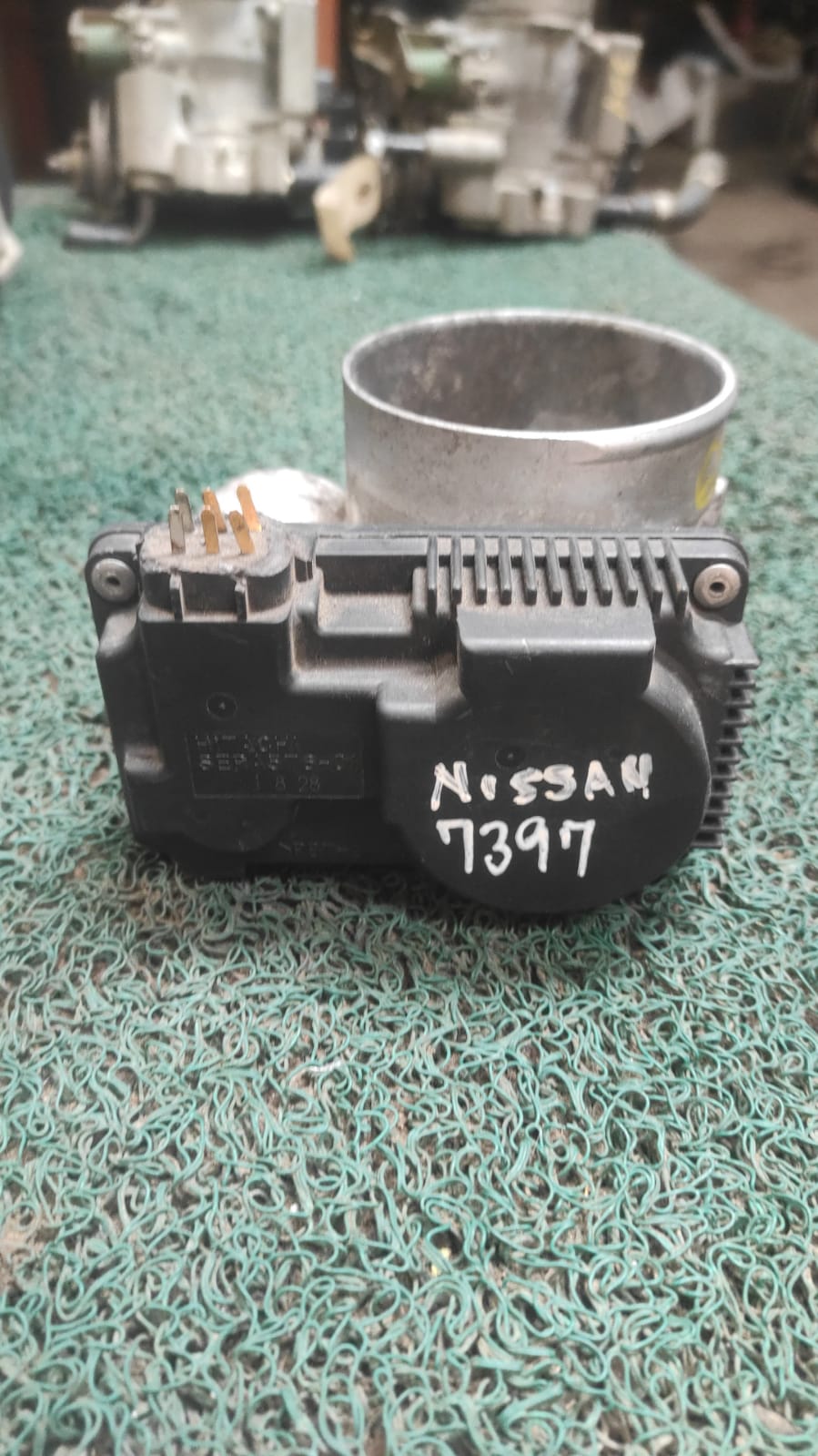 Garganta o cuerpo de aceleración Nissan x-trail QR20