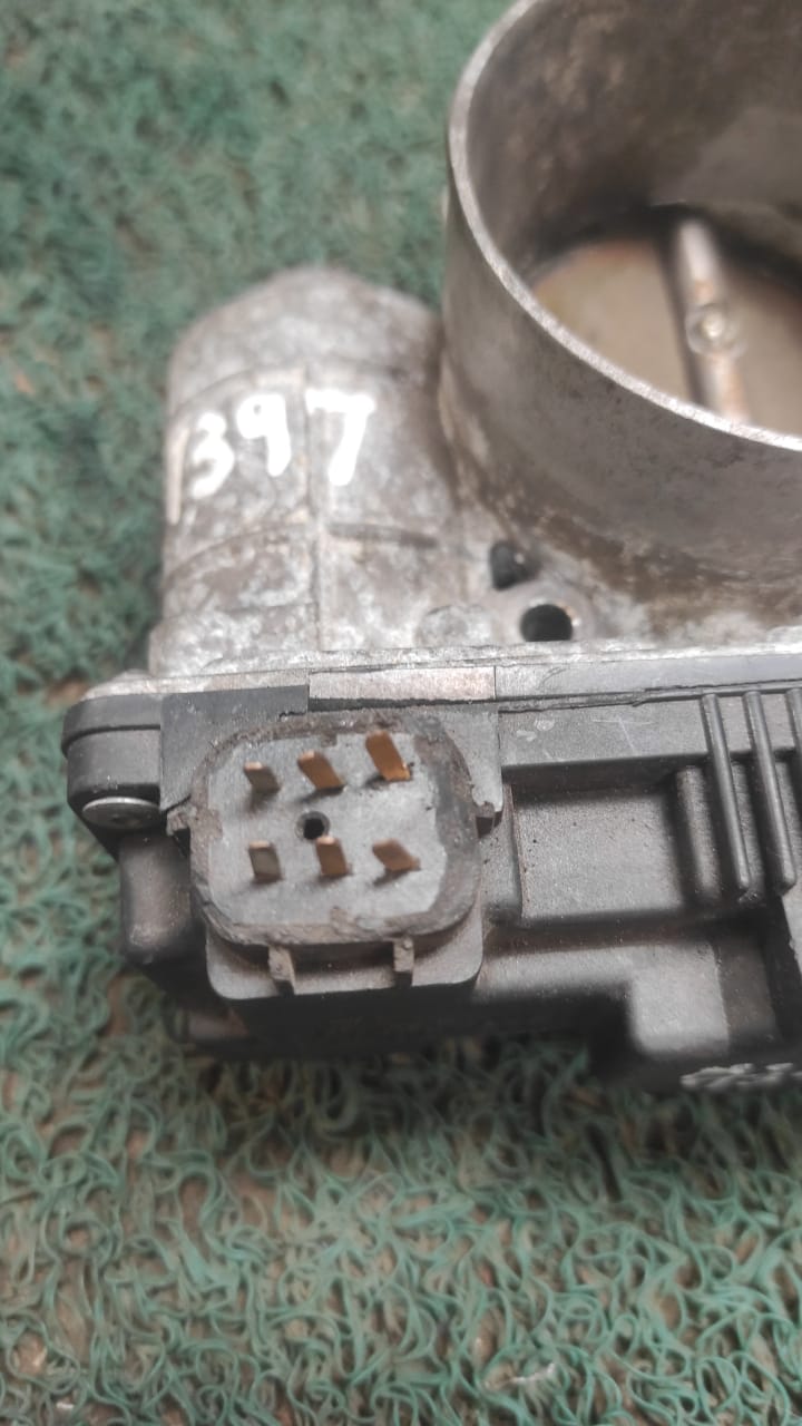 Garganta o cuerpo de aceleración Nissan x-trail QR20