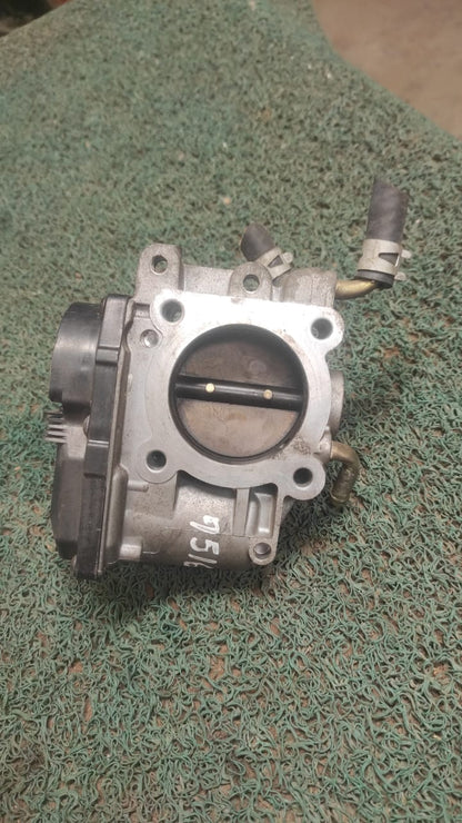 Garganta o cuerpo de aceleración Toyota rav-4... 1AZ...cod 7516